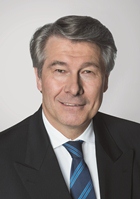 2015-Dr. Büchele CEO Linde-klein